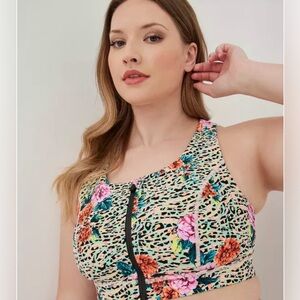 Torrid Women’s Plus Size Jungle Floral Zip Front Sports Bra Size 2X